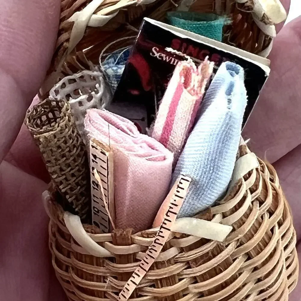 Vintage Mini Artisan Wicker Sewing Basket & Fabric Dollhouse Miniature 1:12